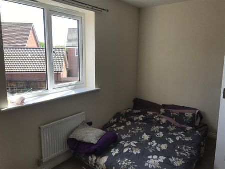 Ash Close, DEREHAM - Photo 3