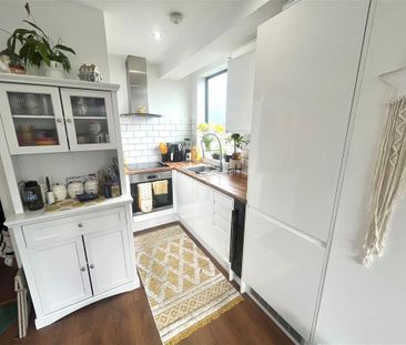 Carlton Square, Carlton, NOTTINGHAM - Photo 2