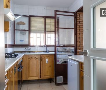 madrid, Community of Madrid 28019 - Photo 6