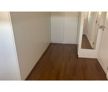 2 room luxury Apartment for rent in Cascais e Estoril, Portugal - Photo 2