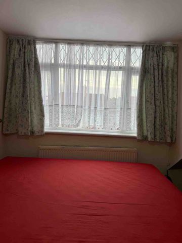 1 Room - House share to rent Woodfield Avenue, Wembley HA0 - Photo 2
