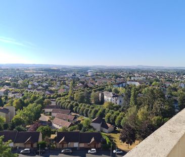 Location Appartement 3 pièces 70m² LE CREUSOT 71200 - Photo 4