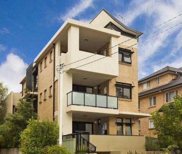 Unit 4/19 Gordon Street, Hurstville. - Photo 1