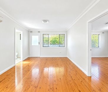 FOUR BEDROOM FAMILY HOME!! - Photo 1