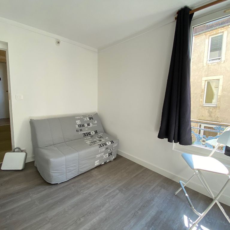 Location Appartement 1 pièce 11m² - Photo 1