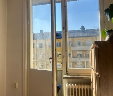 Artillerigatan, Stockholm - Photo 2