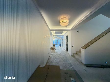 Vila Premium *800mp* // teren *963mp* / garaj cu 6 locuri* // Iancu Ni - Fotografie 2