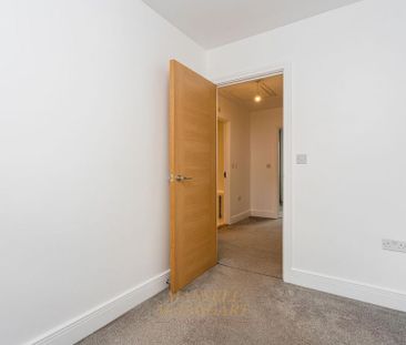 3 bedroom terraced house to rent - Photo 6