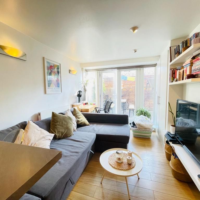 1 bedroom apartment to rent - Photo 1