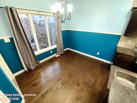 2825 16A Avenue Northwest - Photo 3