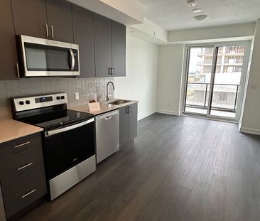 For Lease - 3220 William Coltson Avenue Unit# 1405, Oakville, Ontario - Photo 4