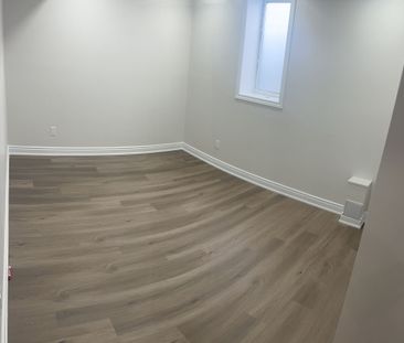 For Lease - 23 Swamp Sparrow Court Unit# Basement, Caledon, Ontario - Photo 4