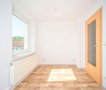 Kompakte 3-Raum-Wohnung im Dachgeschoss - Foto 1