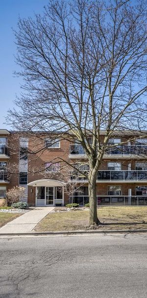 Dorchester Apartments - Photo 1