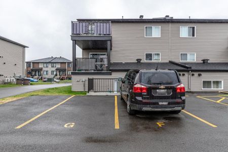 Nouveauté sur le marché Appartement à louer - Sainte-Marthe-sur-le-Lac (Nord) - Photo 4