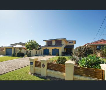 10 Hampshire Close, Coffs Harbour, NSW 2450 - Photo 1