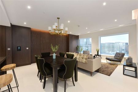 A beautifully appointed 2 bedroom, river fronted apartment, situated on the 8th floor of this luxurious development, well located for the City. - Photo 5