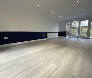 3 bedroom semi-detached house to rent - Photo 2