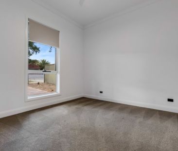 348 High Street, Golden Square - Photo 4