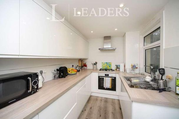 Cowper Street, Hove, BN3 - Photo 1