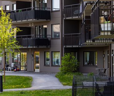 Meteorvägen, Storvreta - Photo 2