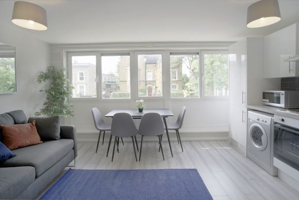 Guerin Square – Room 3 - Photo 1