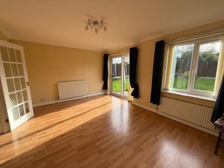 Taverners Crescent, Derby, DE23 - Photo 2