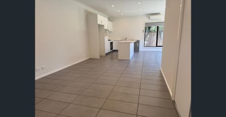 Modern 2-Bedroom House in Werribee - Photo 2