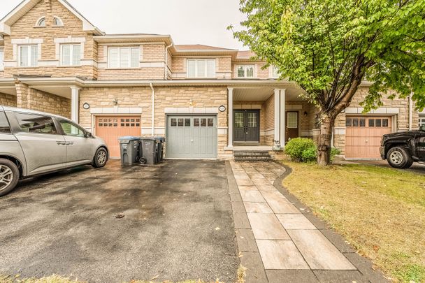 For Lease - 5195 Angel Stone Drive, Mississauga, Ontario - Photo 1