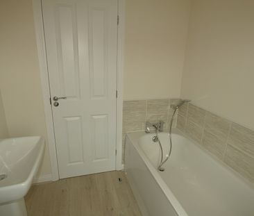 3 bed detached house to rent in North Gosforth, Newcastle upon tyne, NE13 - Photo 3