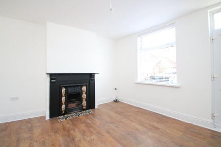 2 bedroom terraced house to rent - Photo 3