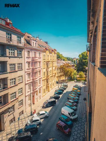 Pronájem prostoru s kuchyňkou a koupelnou Na Výtoni - Photo 3