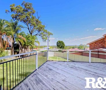 RENOVATED FAMILY HOME - Photo 3