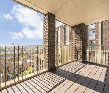 3 bedroom flat to rent - Photo 3