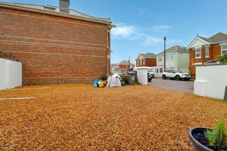 Strouden Road, Bournemouth, BH9 - Photo 4