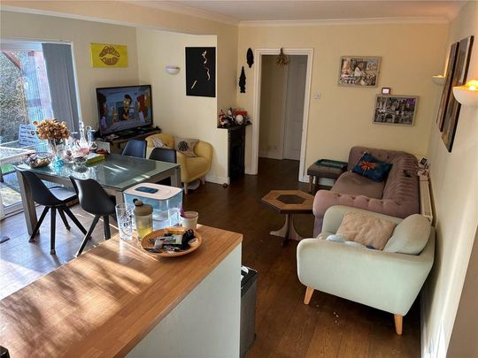 2 bedroom apartment to rent - Photo 1