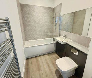 1 bedroom penthouse to rent - Photo 5