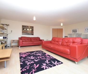 2 bedroom apartment to rent - Photo 3