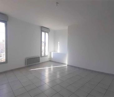 Location Appartement 2 pièces 54m² NIMES 30000 - Photo 3