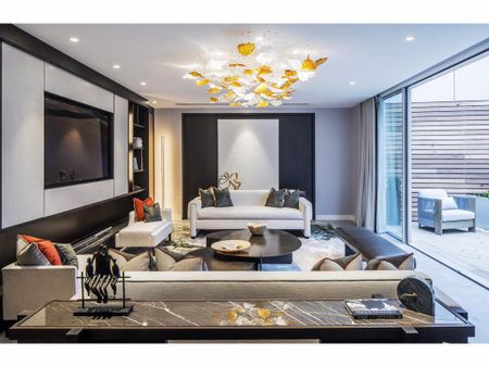 5 bedroom detached house to rent - Photo 2