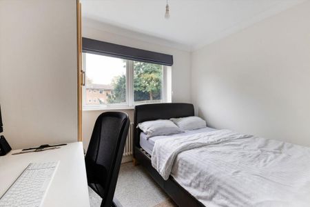 2 bedroom flat to rent - Photo 4