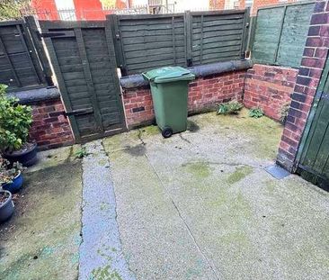 St Elmo Gove, East End, LS9 - Photo 4