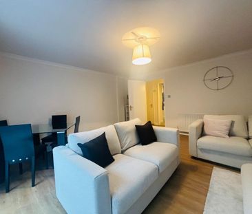 2 bedroom flat to rent - Photo 3