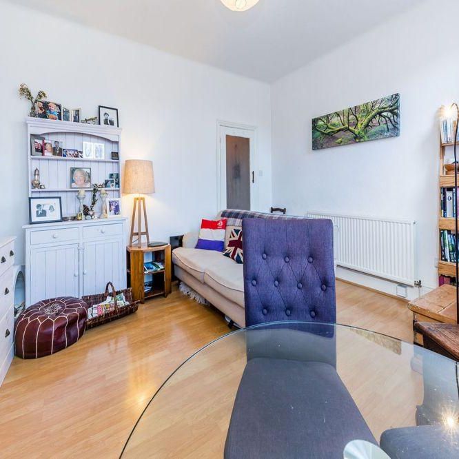 1 bedroom apartment to rent - Photo 1