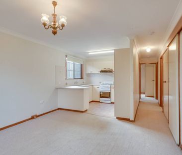 Two Bedroom Unit in Fantastic Location - Photo 3