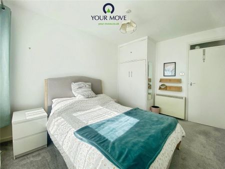 2 bedroom flat to rent - Photo 4