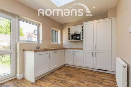 1 bedroom in a house share to rent - Photo 3