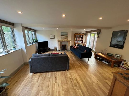 4 bedroom house to rent - Photo 1