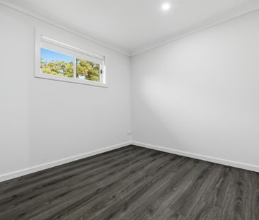 Modern & Spacious Two Bedroom Granny Flat! - Photo 3