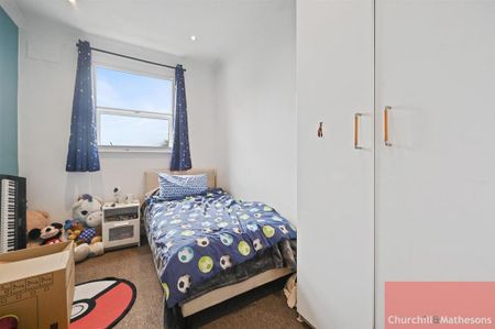 3 bedroom semi-detached house to rent - Photo 5